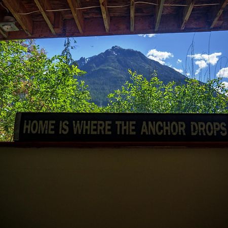 Noah'S Ark Campground Revelstoke Exterior photo