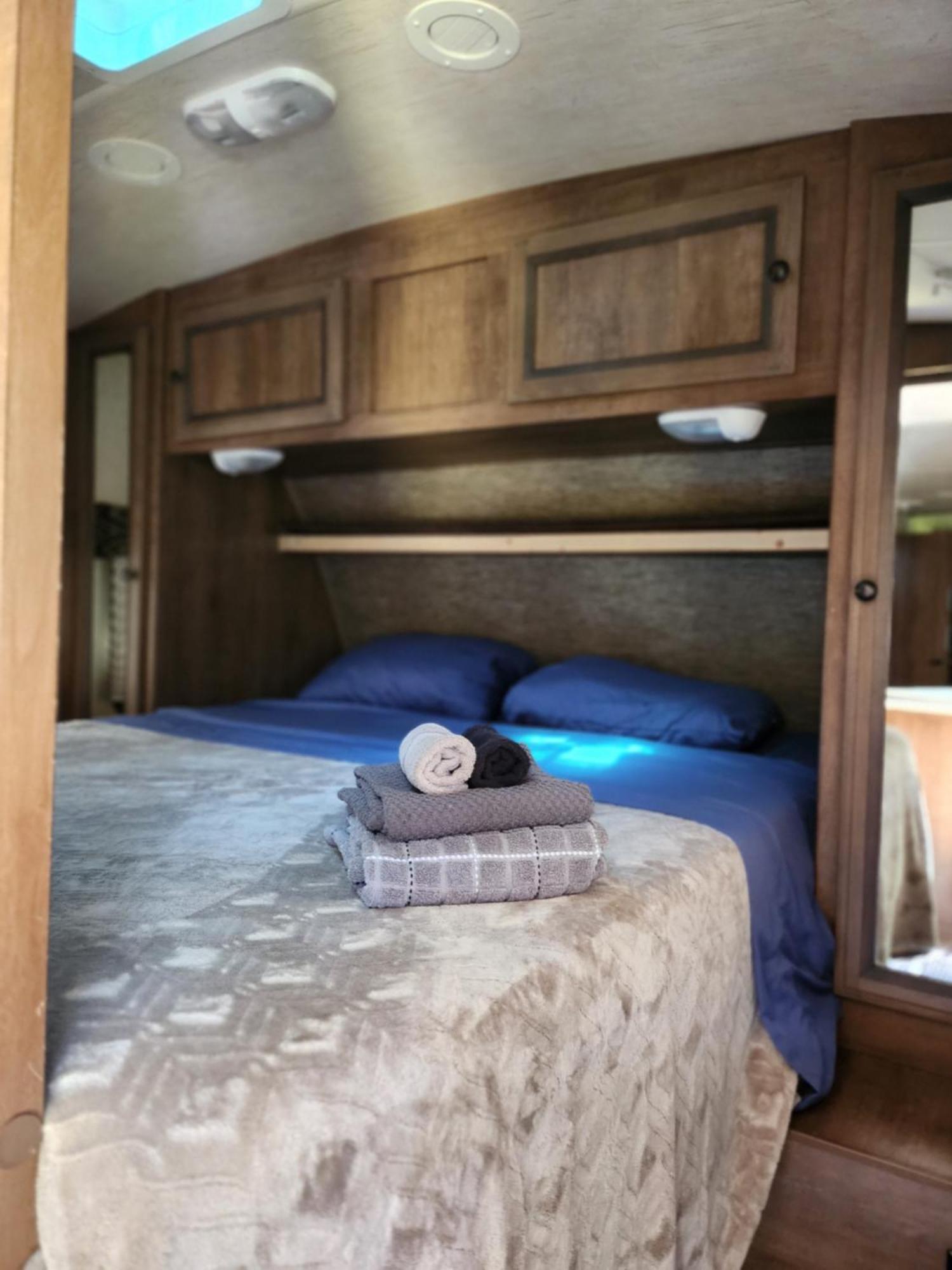 Noah'S Ark Campground Revelstoke Exterior photo